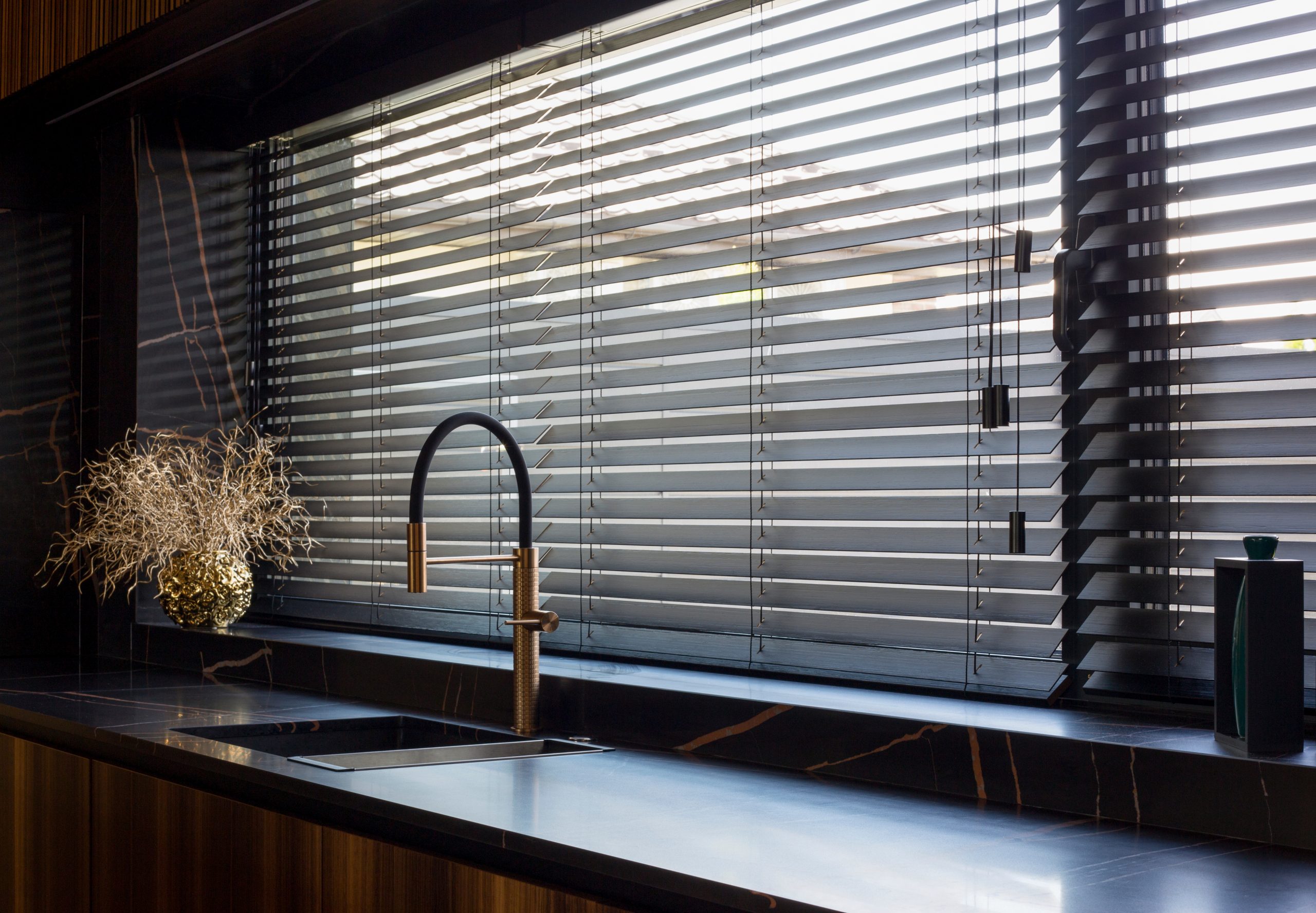 image of venetian blinds in modern kitchen