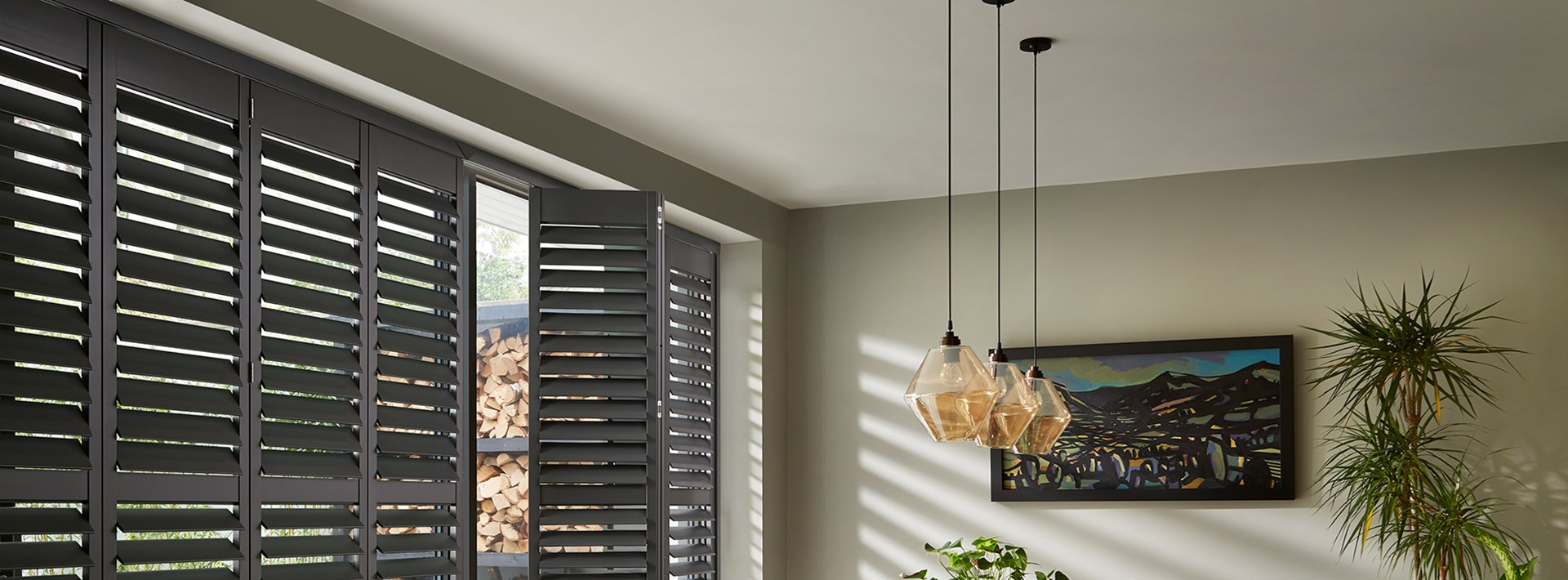image of bi-fold blinds fitted to a window